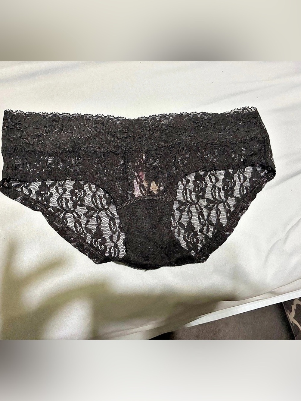 Pink Victorias Secret Lace Hipster Panty in Black Size Small NWT